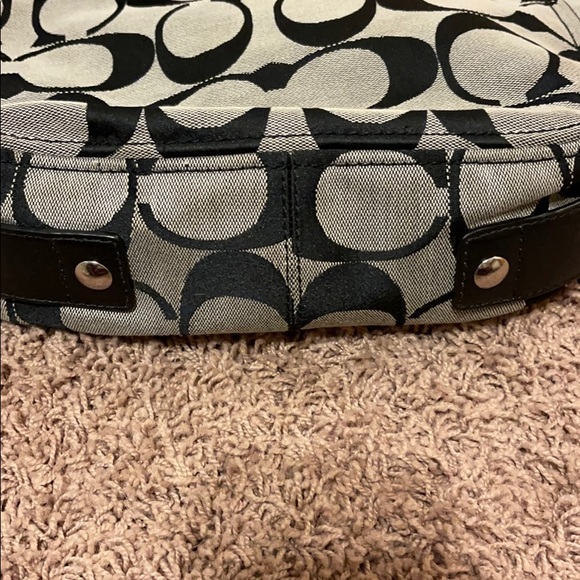 Coach shoulder bag and card holder. - Picture 9 of 9